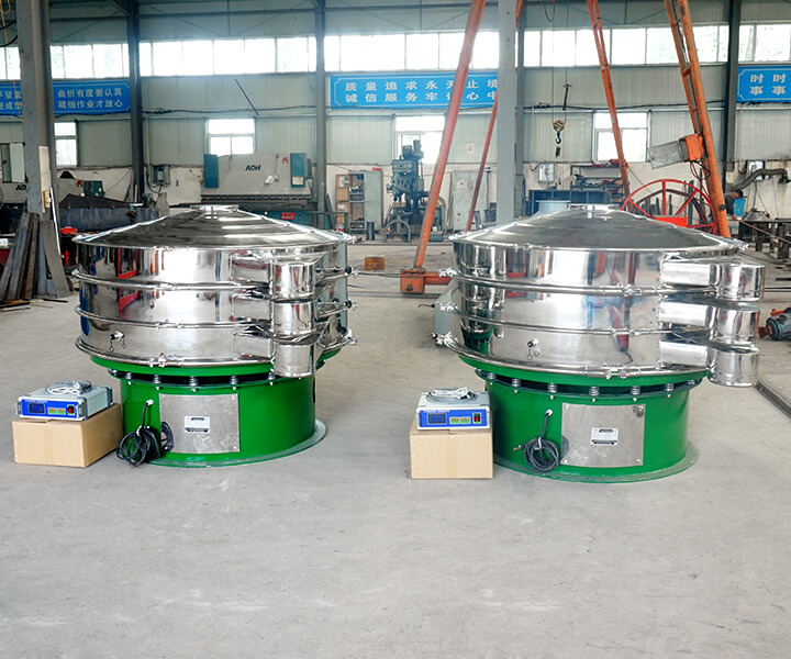 超聲波振動篩加裝了超聲波篩分系統(tǒng)，適用于強吸附性、易團聚、高靜電、輕比重等精細粉末篩分